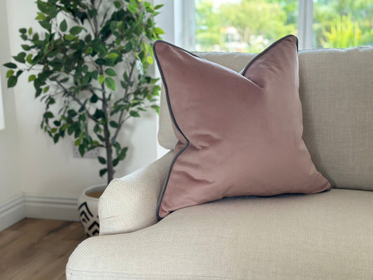 BLUSH VELVET | Piped Cushion