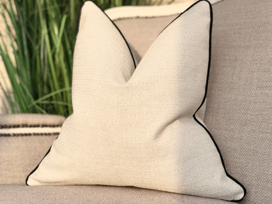 CHALK | Piped Cushion