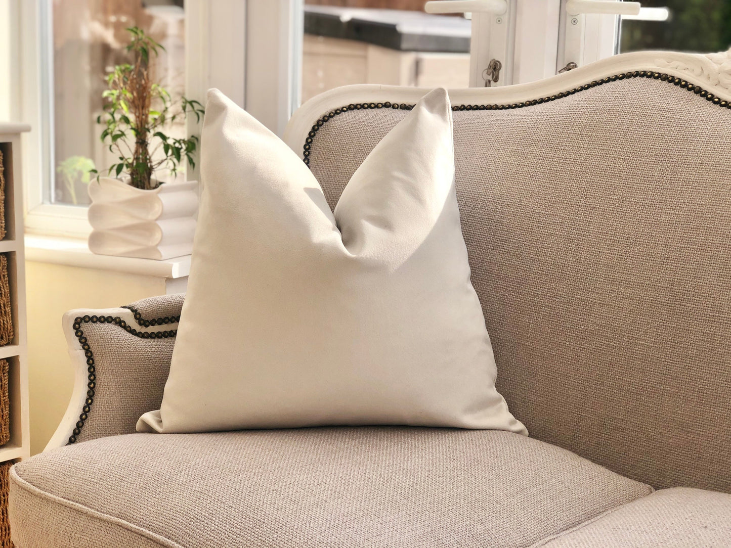 IVORY VELVET | Fringed or Piped cushion